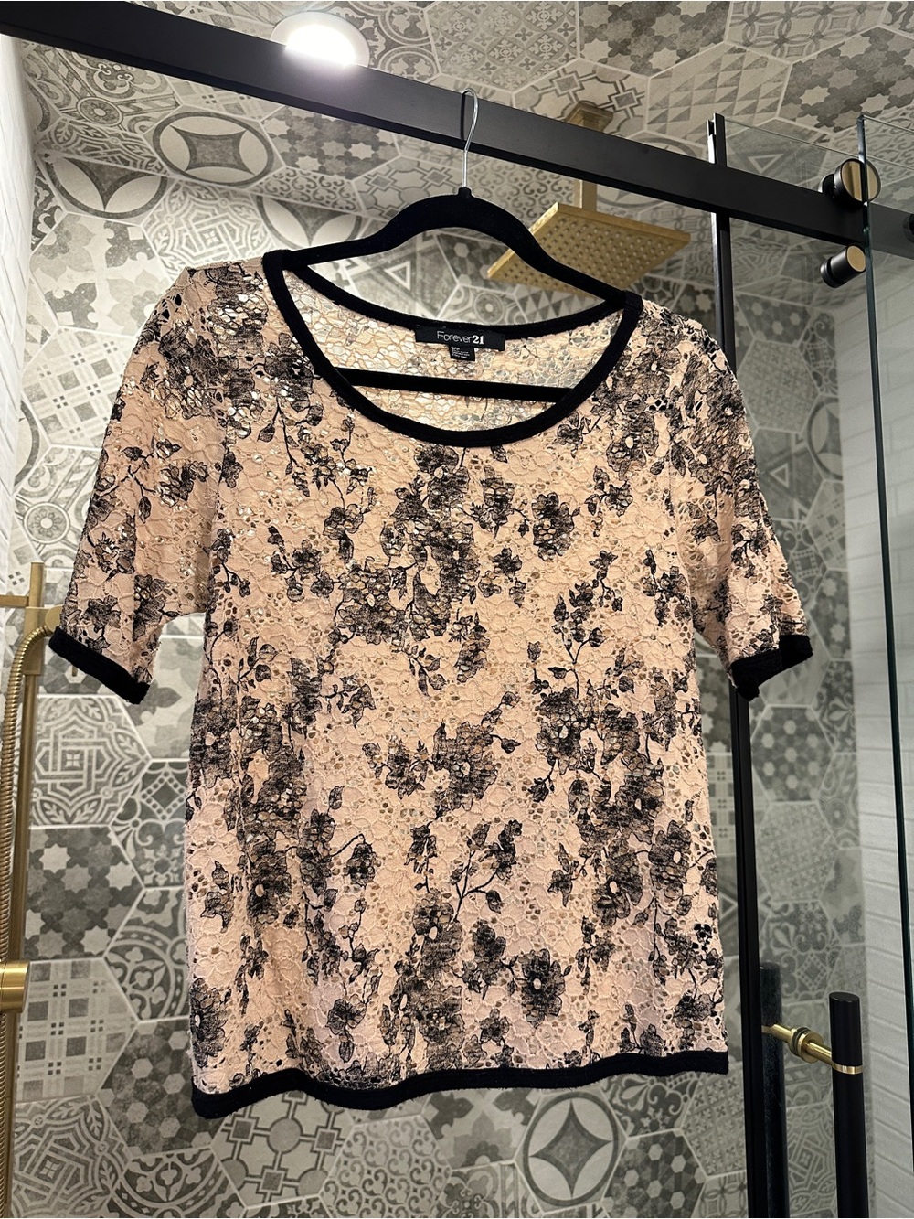 Forever 21 Beige Floral Lace Short-Sleeve